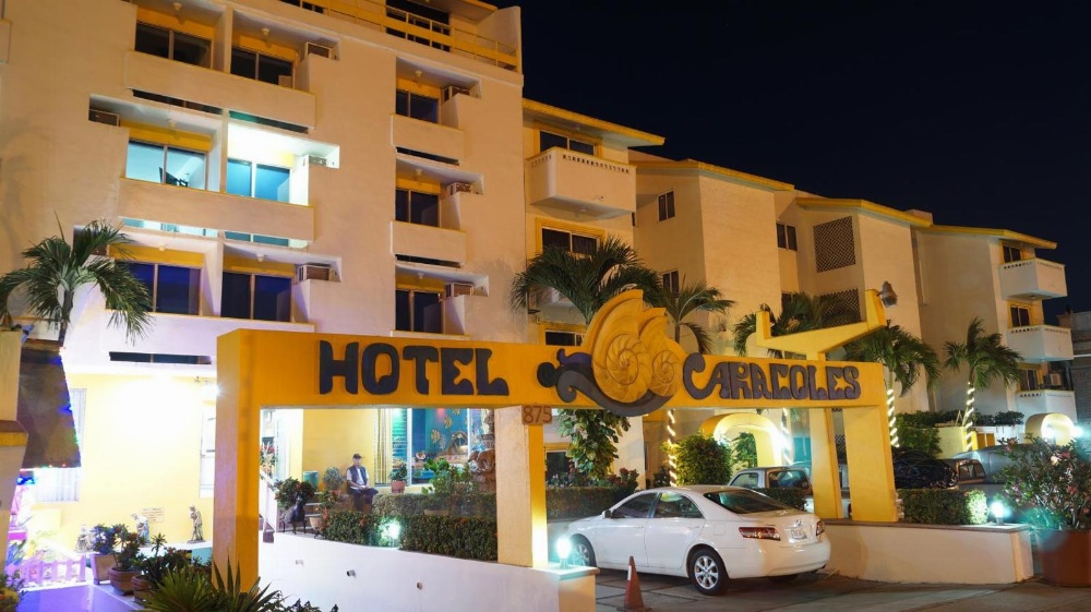 Hotel Caracoles Main image